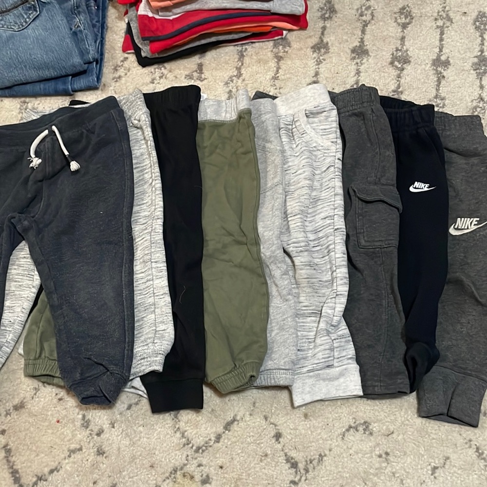 Toddler sweatpants lot